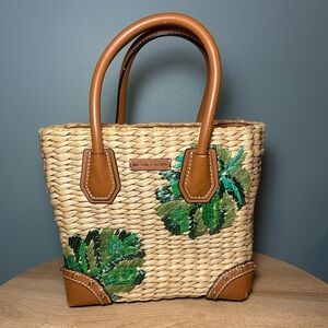 Authentic MICHAEL KORS Malibu Palm Leaf Medium Straw Bag with Crossbody Strap